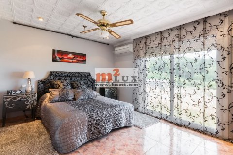Villa en venta en Lloret de Mar, Gerona, España 3 dormitorios, 346 m2 No. 16700 - foto 29