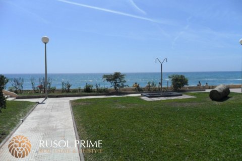 Apartamento en venta en Coma-Ruga, Tarragona, España 3 dormitorios, 70 m2 No. 11640 - foto 3