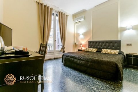 Hotel en venta en Barcelona, España 450 m2 No. 10454 - foto 3