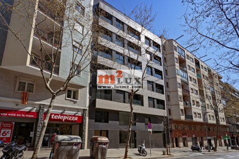 Apartamento en alquiler en Barcelona, España 2 dormitorios, 99 m2 No. 16845 - foto 3