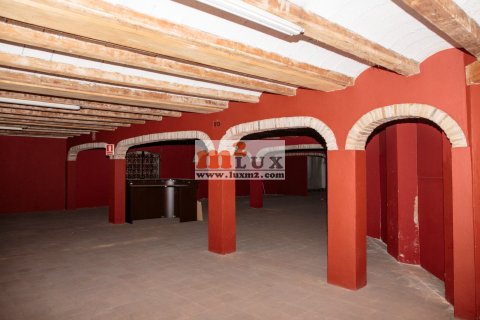 Propiedad comercial en venta en Sant Feliu de Guíxols, Gerona, España 1500 m2 No. 16851 - foto 9