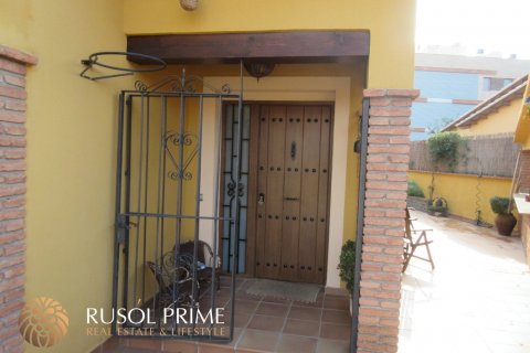 Сasa en venta en Roda De Bara, Tarragona, España 3 dormitorios, 230 m2 No. 11635 - foto 18