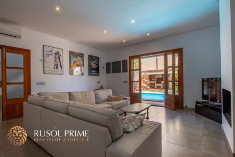 Villa en venta en Llucmajor, Mallorca, España 5 dormitorios, 466 m2 No. 11690 - foto 4