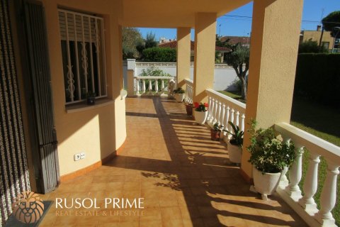 Сasa en venta en Coma-Ruga, Tarragona, España 4 dormitorios, 180 m2 No. 11991 - foto 6