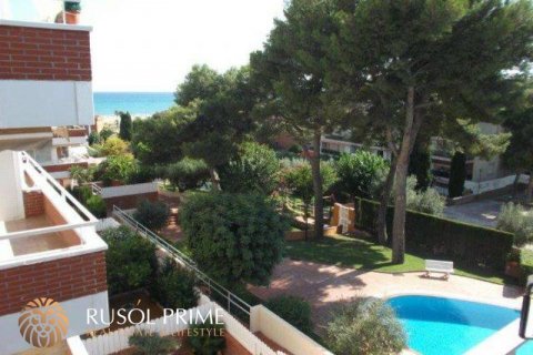 Apartamento en venta en Coma-Ruga, Tarragona, España 3 dormitorios, 80 m2 No. 11718 - foto 1