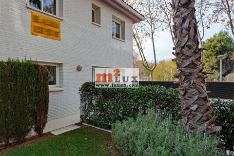 Casa adosada en venta en Platja D'aro, Gerona, España 3 dormitorios, 185 m2 No. 16790 - foto 16
