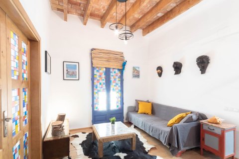 Apartamento en venta en La Barceloneta, Barcelona, España 3 habitaciones, 74 m2 No. 15848 - foto 1