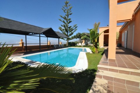 Villa en venta en Taucho, Tenerife, España 5 dormitorios, 500 m2 No. 18329 - foto 5