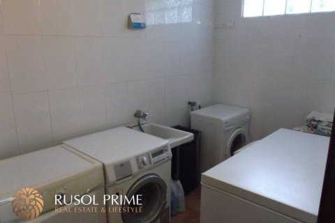 Сasa en venta en Coma-Ruga, Tarragona, España 5 dormitorios, 190 m2 No. 11719 - foto 2