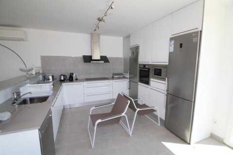 Apartamento en venta en Magalluf, Mallorca, España 4 dormitorios, 180 m2 No. 18438 - foto 6