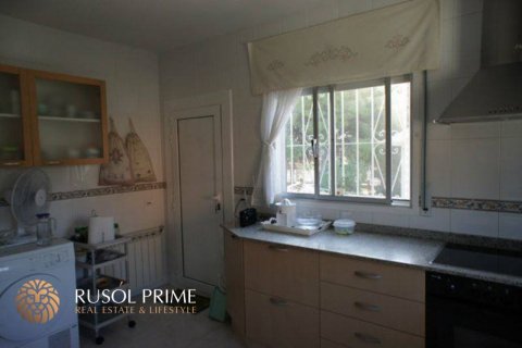 Сasa en venta en Coma-Ruga, Tarragona, España 9 dormitorios, 260 m2 No. 11781 - foto 17