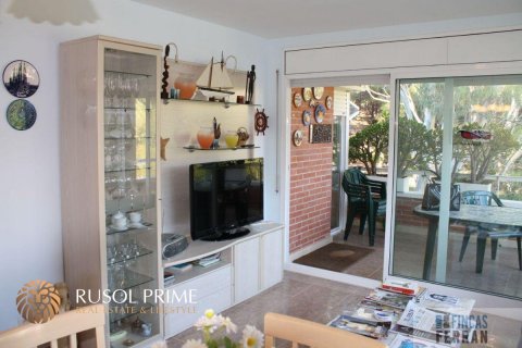 Apartamento en venta en Coma-Ruga, Tarragona, España 3 dormitorios, 80 m2 No. 11600 - foto 4