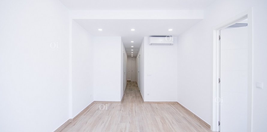 Apartamento en Barcelona, España 82 m2 No. 15907