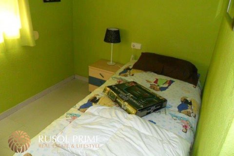 Сasa en venta en Coma-Ruga, Tarragona, España 4 dormitorios, 200 m2 No. 11656 - foto 15