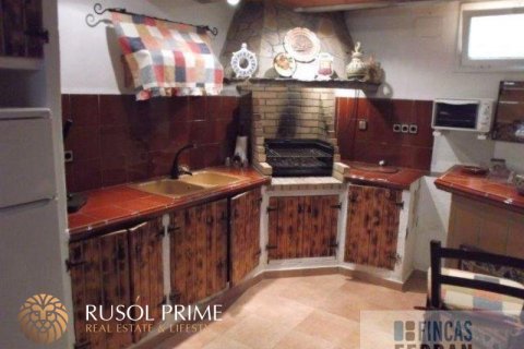 Сasa en venta en Coma-Ruga, Tarragona, España 5 dormitorios, 330 m2 No. 11660 - foto 6