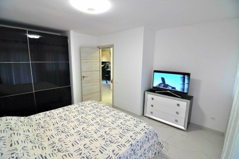 Apartamento en venta en Adeje, Tenerife, España 3 dormitorios, 68 m2 No. 18334 - foto 10