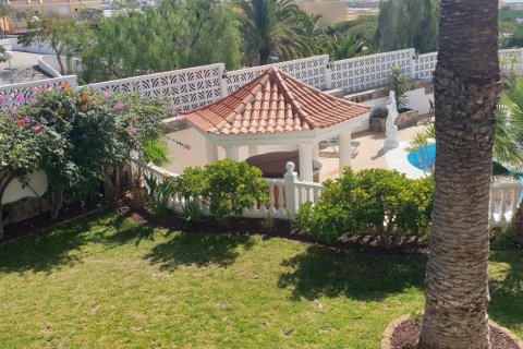 Villa en venta en Callao Salvaje, Tenerife, España 8 dormitorios, 730 m2 No. 18386 - foto 8