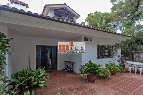 Villa en venta en Lloret de Mar, Gerona, España 8 dormitorios, 630 m2 No. 16693 - foto 15