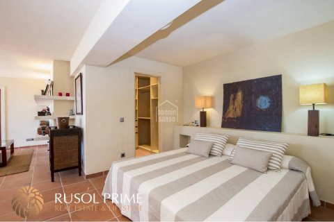 Villa en venta en Ciutadella De Menorca, Menorca, España 7 dormitorios, 550 m2 No. 10876 - foto 13