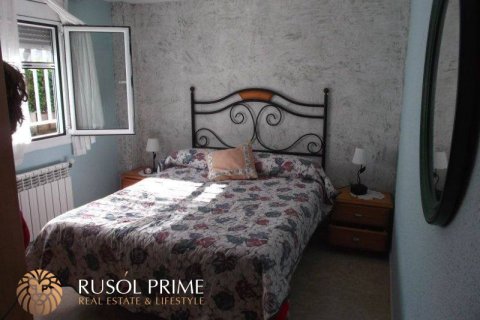 Сasa en venta en Coma-Ruga, Tarragona, España 10 dormitorios, 280 m2 No. 11669 - foto 1
