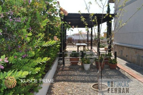 Сasa en venta Coma-Ruga, Tarragona, España 6 dormitorios, 420 m2 No. 11625 - foto 4