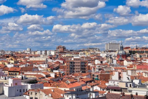 Ya superan el 10% del total los locales comerciales vacíos en las calles más lujosas de Barcelona y Madrid
