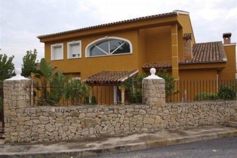 Villa en venta en Calpe, Alicante, España 6 dormitorios, 500 m2 No. 25081 - foto 2