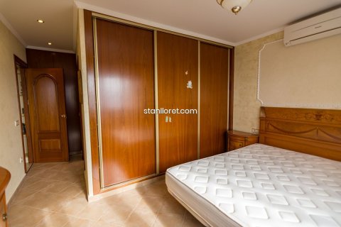 Villa en venta en Lloret de Mar, Gerona, España 4 dormitorios, 309 m2 No. 21183 - foto 15