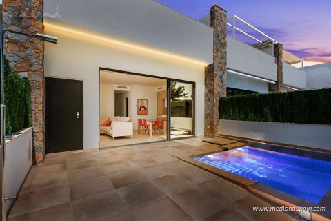 Villa en venta en Pilar de la Horadada, Alicante, España 2 dormitorios, 74 m2 No. 9089 - foto 3
