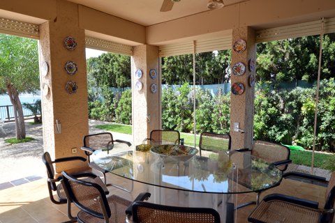 Villa en venta Cabo Roig, Alicante, España 7 dormitorios, 500 m2 No. 19183 - foto 10