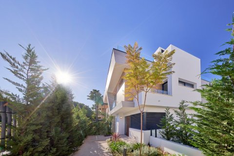 Villa en venta en Marbella, Málaga, España 3 dormitorios, 437 m2 No. 21038 - foto 7