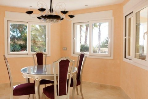 Villa en venta en Benissa, Alicante, España 4 dormitorios, 464 m2 No. 25083 - foto 5