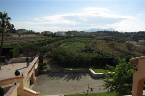 Villa en venta en Benissa, Alicante, España 6 dormitorios, 450 m2 No. 24855 - foto 2