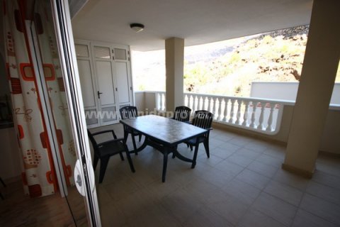 Apartamento en venta en Acantilado De Los Gigantes, Tenerife, España 2 dormitorios, 90 m2 No. 24301 - foto 19