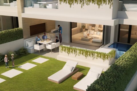Villa en venta en Estepona, Málaga, España 5 dormitorios, 305 m2 No. 20950 - foto 2