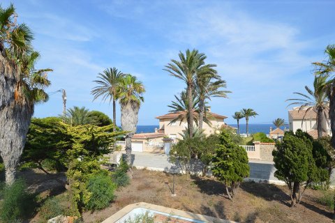 Parcela en venta Cabo Roig, Alicante, España 1533 m2 No. 19342 - foto 1