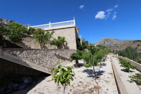 Villa en venta en Calpe, Alicante, España 6 dormitorios, 609 m2 No. 24911 - foto 7