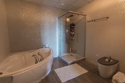 Сasa en venta en Lloret de Mar, Gerona, España 4 dormitorios, 330 m2 No. 28569 - foto 24