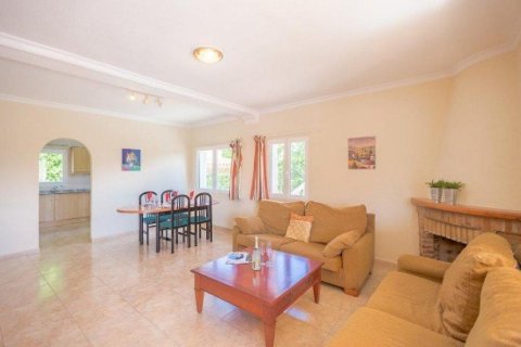 Villa en venta en Calpe, Alicante, España 12 dormitorios, 800 m2 No. 25112 - foto 3