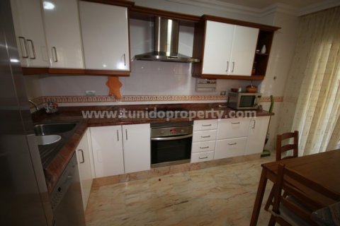 Apartamento en venta en Acantilado De Los Gigantes, Tenerife, España 2 dormitorios, 90 m2 No. 24301 - foto 15