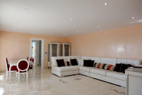 Villa en venta en Benissa, Alicante, España 4 dormitorios, 464 m2 No. 25083 - foto 7