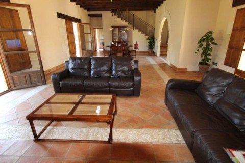 Villa en venta en Alcalalí, Alicante, España 5 dormitorios,  No. 24894 - foto 3