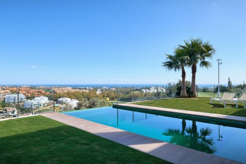 Villa en venta en Benahavís, Málaga, España 4 dormitorios, 380 m2 No. 21092 - foto 8
