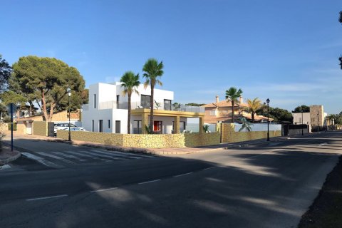 Villa en venta en Campoamor, Alicante, España 5 dormitorios, 256 m2 No. 19231 - foto 6
