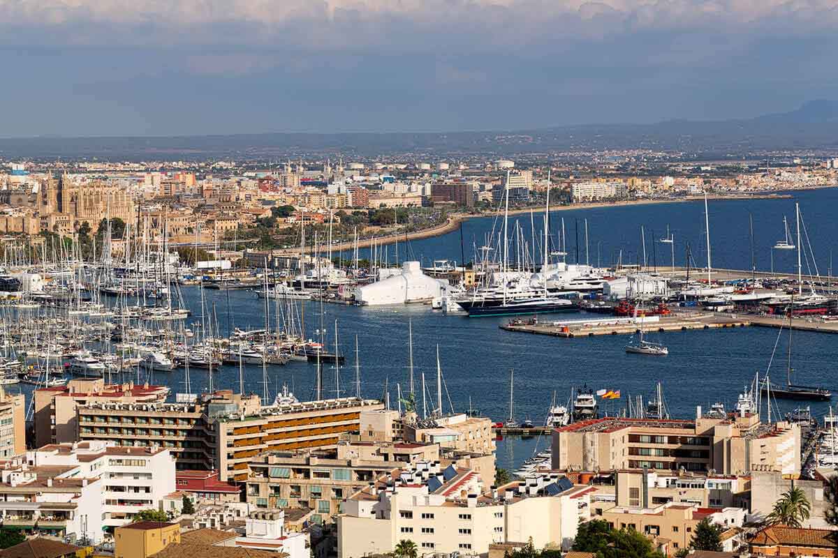 Propiedad para navegantes en España