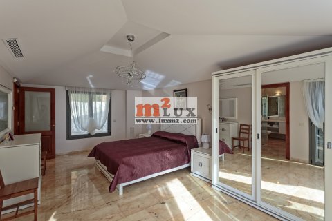 Villa en venta en Sant Feliu de Guíxols, Gerona, España 5 dormitorios, 411 m2 No. 30215 - foto 6