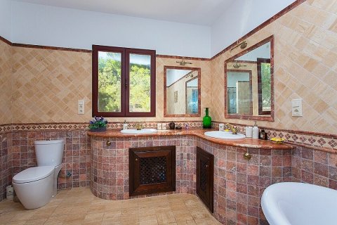 Villa en venta en Punta Prima, Alicante, España 4 dormitorios, 243 m2 No. 28922 - foto 30