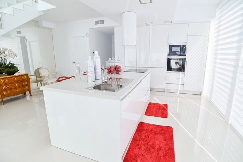Villa en venta en Gran Alacant, Alicante, España 4 dormitorios, 169 m2 No. 29587 - foto 5