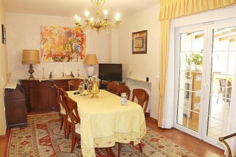 Villa en venta en Cabo Roig, Alicante, España 3 dormitorios, 347 m2 No. 28927 - foto 15