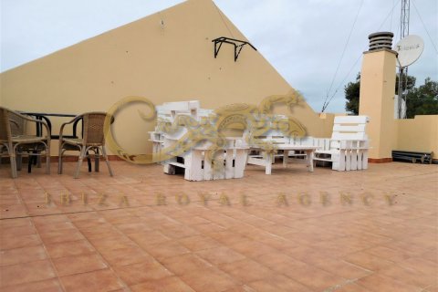 Ático en alquiler en Playa d'en Bossa, Ibiza, España 2 dormitorios, 75 m2 No. 30851 - foto 26